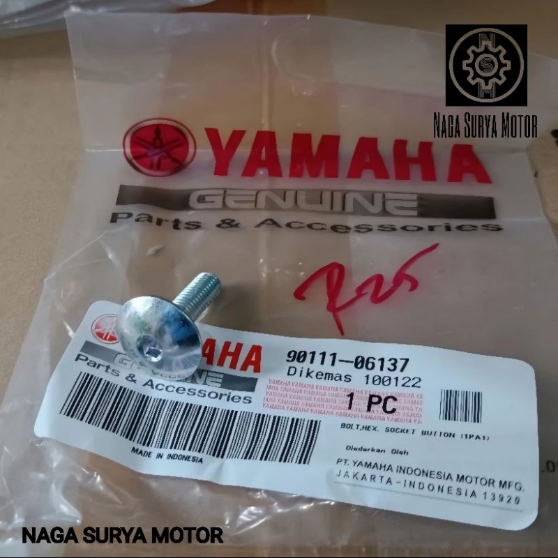 Baut depan spakbor depan baut L R25 MT25 R15 V3 90111-06137 ORI YGP