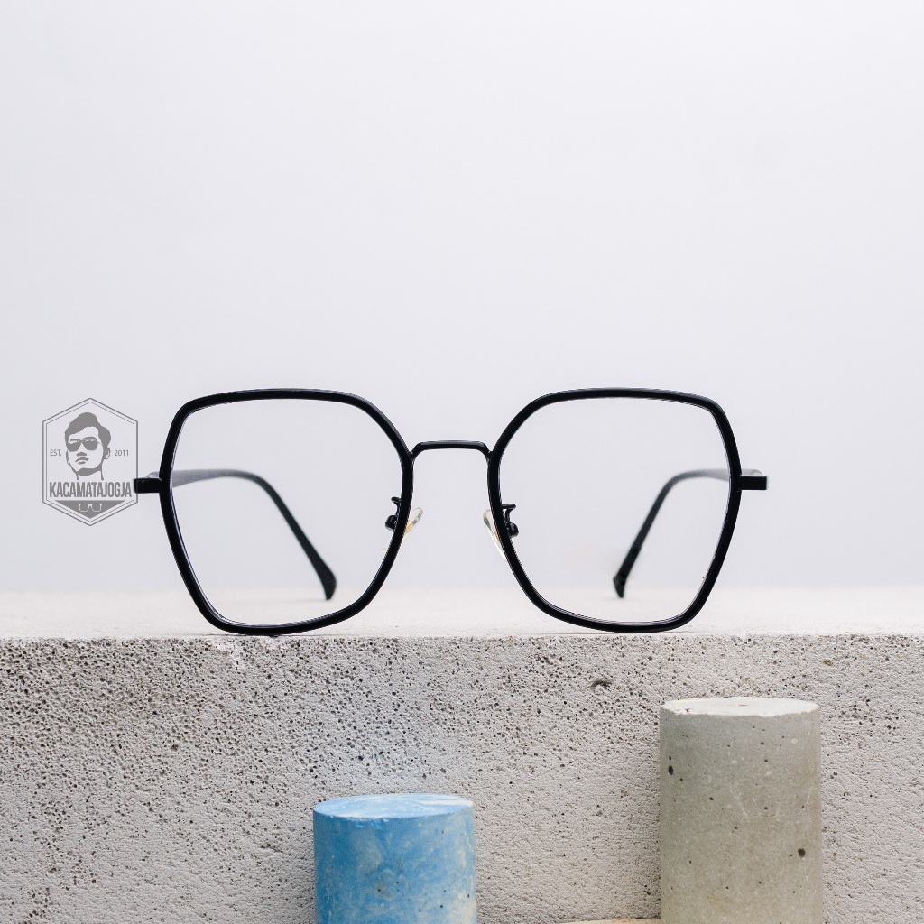 Kacamata Jogja - Kacamata Hexagonal Oversize - SAGUPI 05