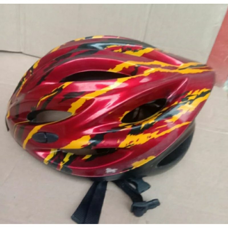 helm sepeda polygon dewasa bekas