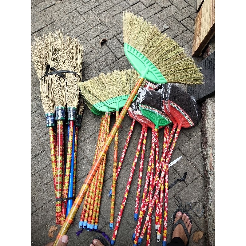 SAPU RUMPUT KUALITAS BAGUS SAPU LANTAI SAPU COKLAT