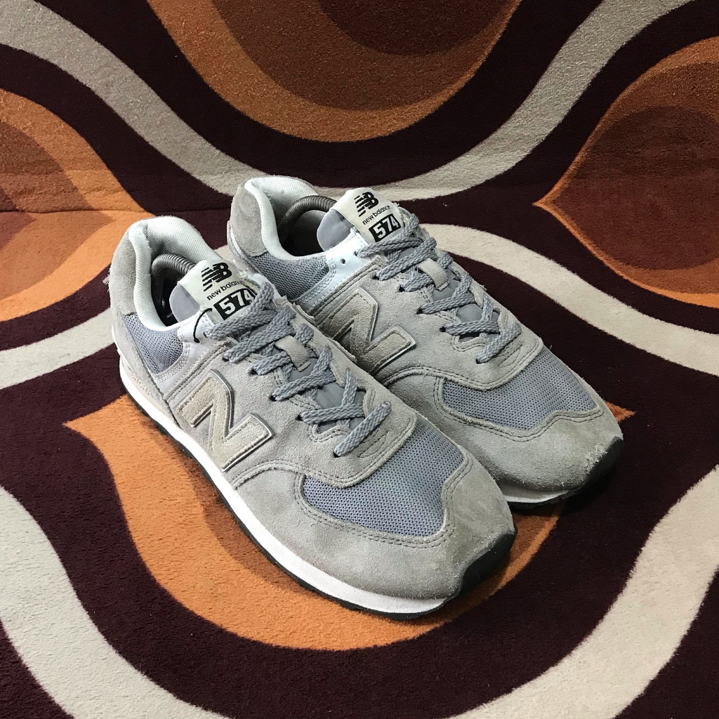 NEW BALANCE 574 Light Grey (Made in Indonesia) Sepatu NB second original UNISEX