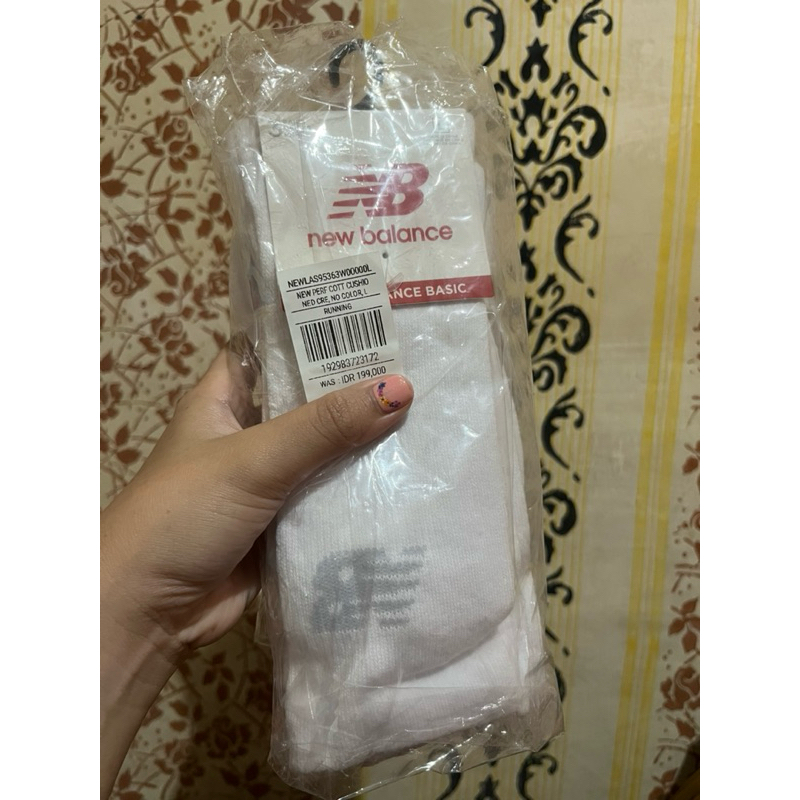 BARU kaos kaki new balance panjang ORI 100%