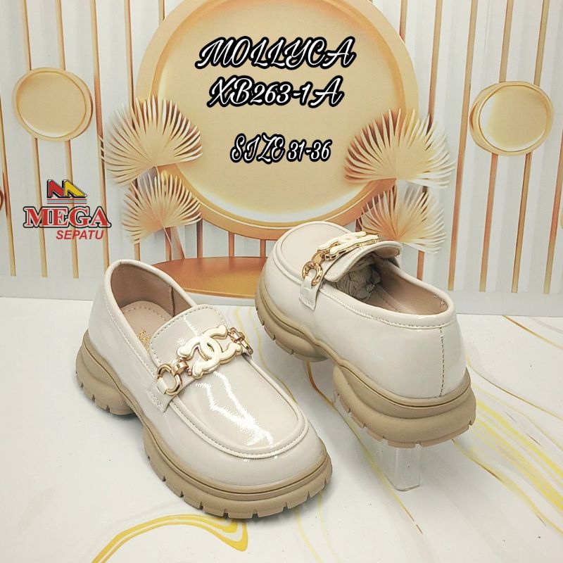 SEPATU SANTAI ANAK CEWE MEREK MOLLYCA XB263-1A