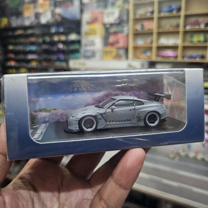 fuji 64 scale pandem rocket bunny torn nissan GTR R35 fighter grey LBWK lb performance mini cm model