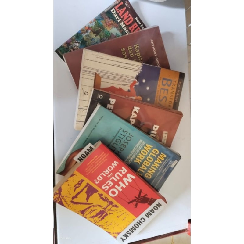 Buku bekas murah noam chomsky giddens Kritik Antonio Gramsci