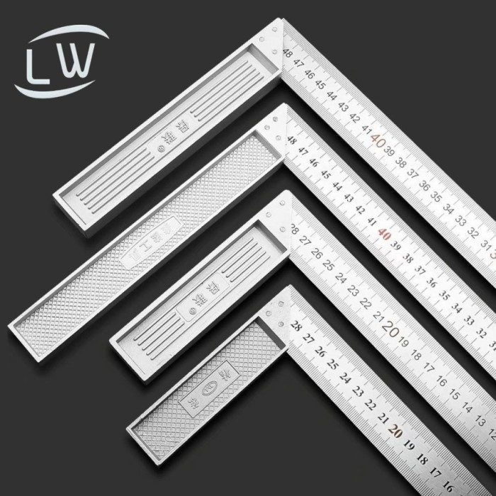 

PENGGARIS SIKU BESI TUKANG / TRIANGLE RULER - 500MM HIGH QUALITY