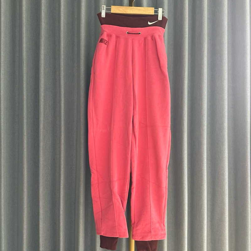 𝙋𝙍𝙀𝙇𝙊𝙑𝙀𝘿 Nike Authentic Original Pink Jogger Pants Sport Celana Olahraga Wanita Branded