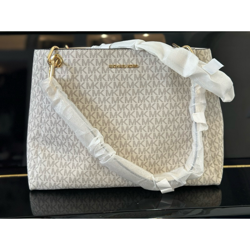 Michael Kors Trisha Large Logo Shoulder Bag