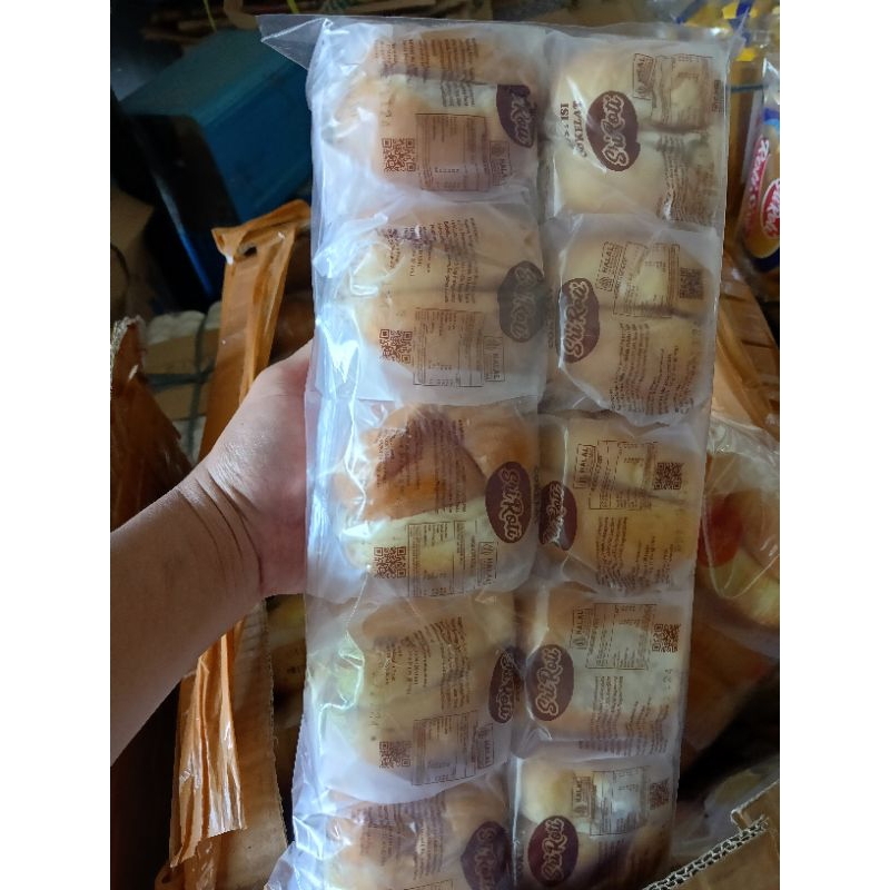 

roti basah isi selai nanas/coklat sri roti/jordan 1 pack isi 10 pcs