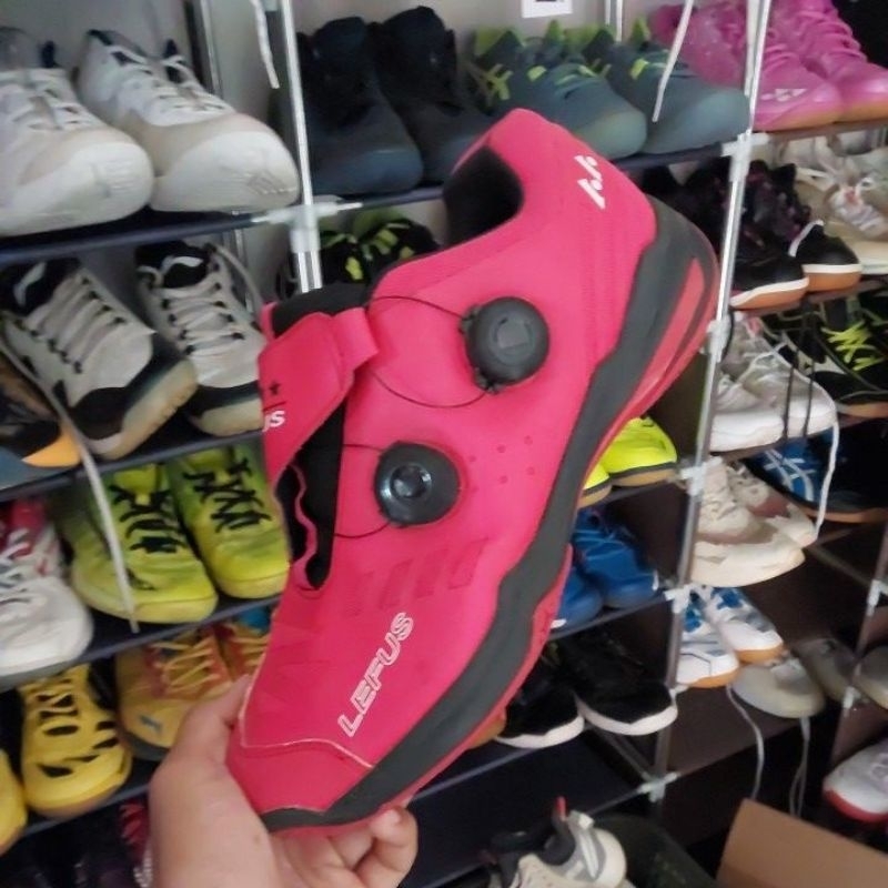 SEPATU BADMINTON LEFUS ORIGINAL