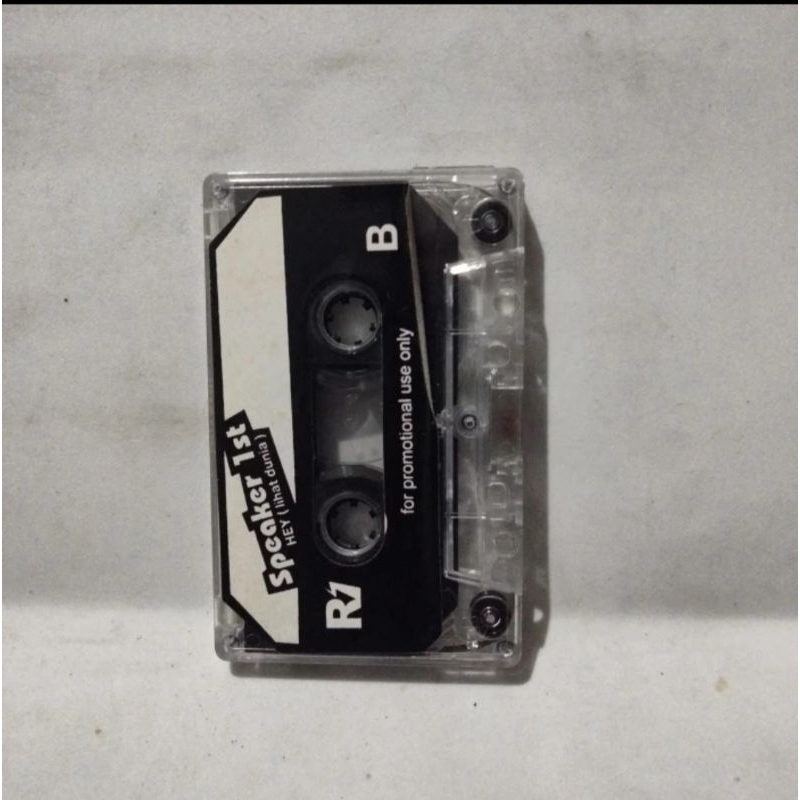 KASET PITA 10882 JERUJI SPEAKER 1ST A FAMOUS (PROMO)