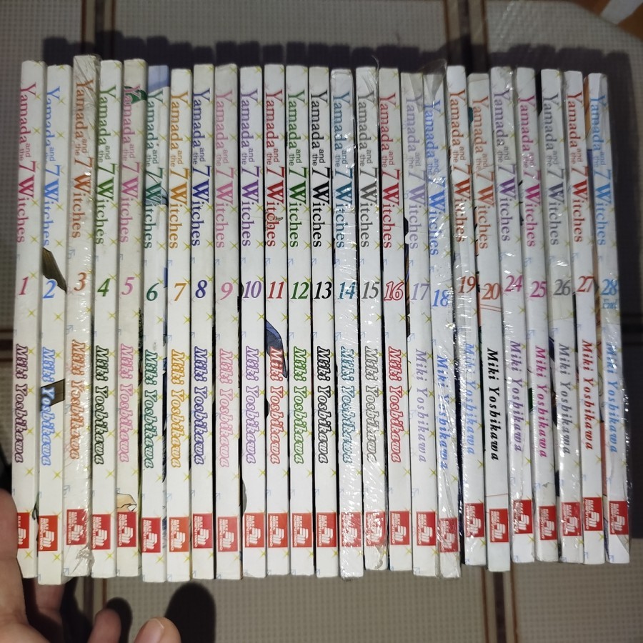 Komik Yamada and the 7 Seven Witches vol 1-28 (-21,22,23) set kolpri