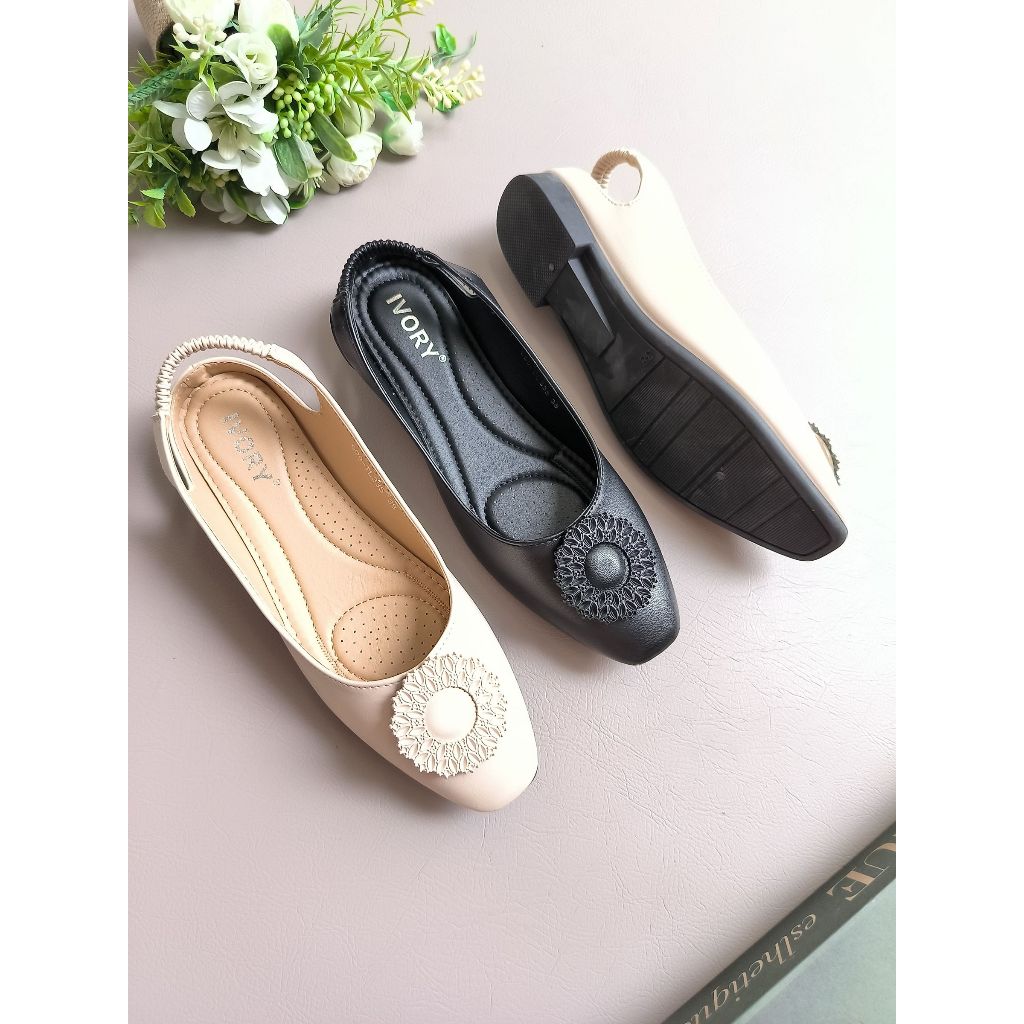 IVORY Sepatu Wanita Flat Tali Belakang 999-TL335