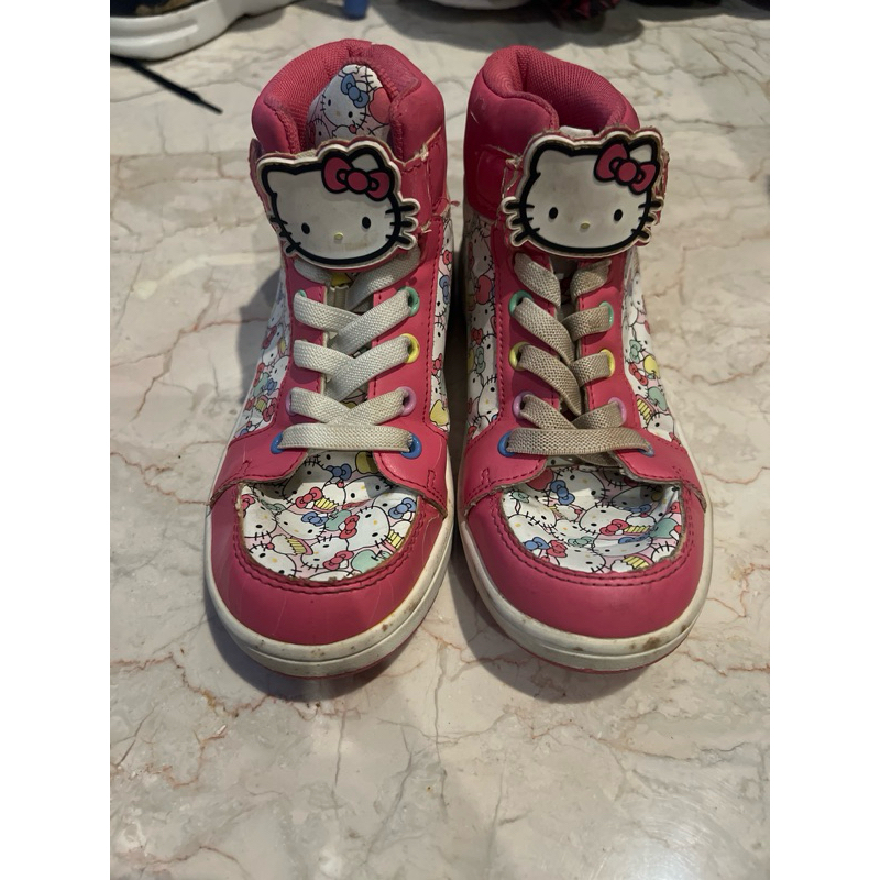 Sepatu Kets Anak Perempuan