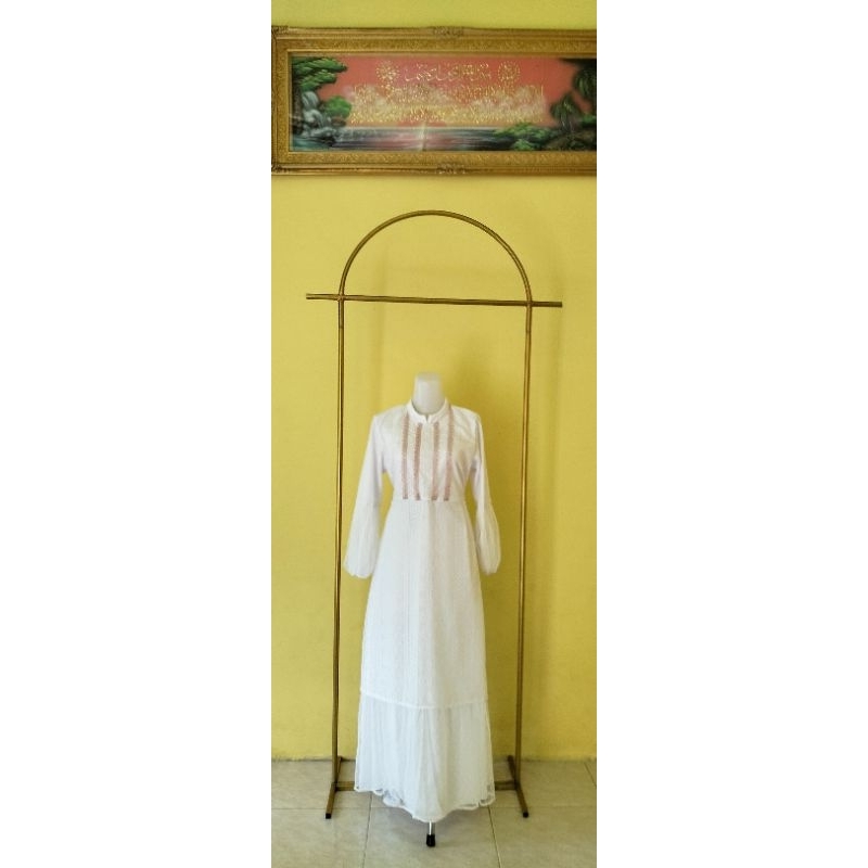 gamis / dress putih untuk pesta  umroh bahan satin premium mix brokat tile DOT terbaru
