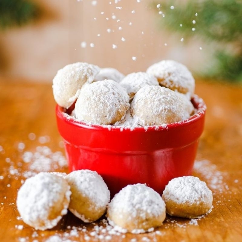 

SNOWBALL - TOPLES UKURAN 600 ml - KUE KERING - MURAH,ENAK DAN HALAL