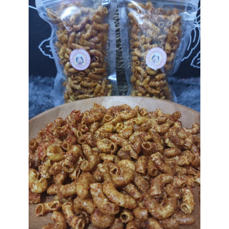 

Makaroni bantet,makaroni nghe enak renyah gurih kemasan 80 gr ++