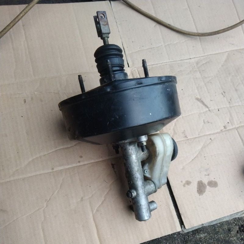 BOOSTER REM PAKAM REM SET MASTER REM TOYOTA KIJANG KAPSUL 7K KARBURATOR