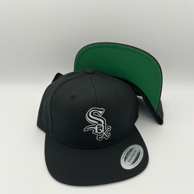 Topi snapback the classic yupoong Sox
