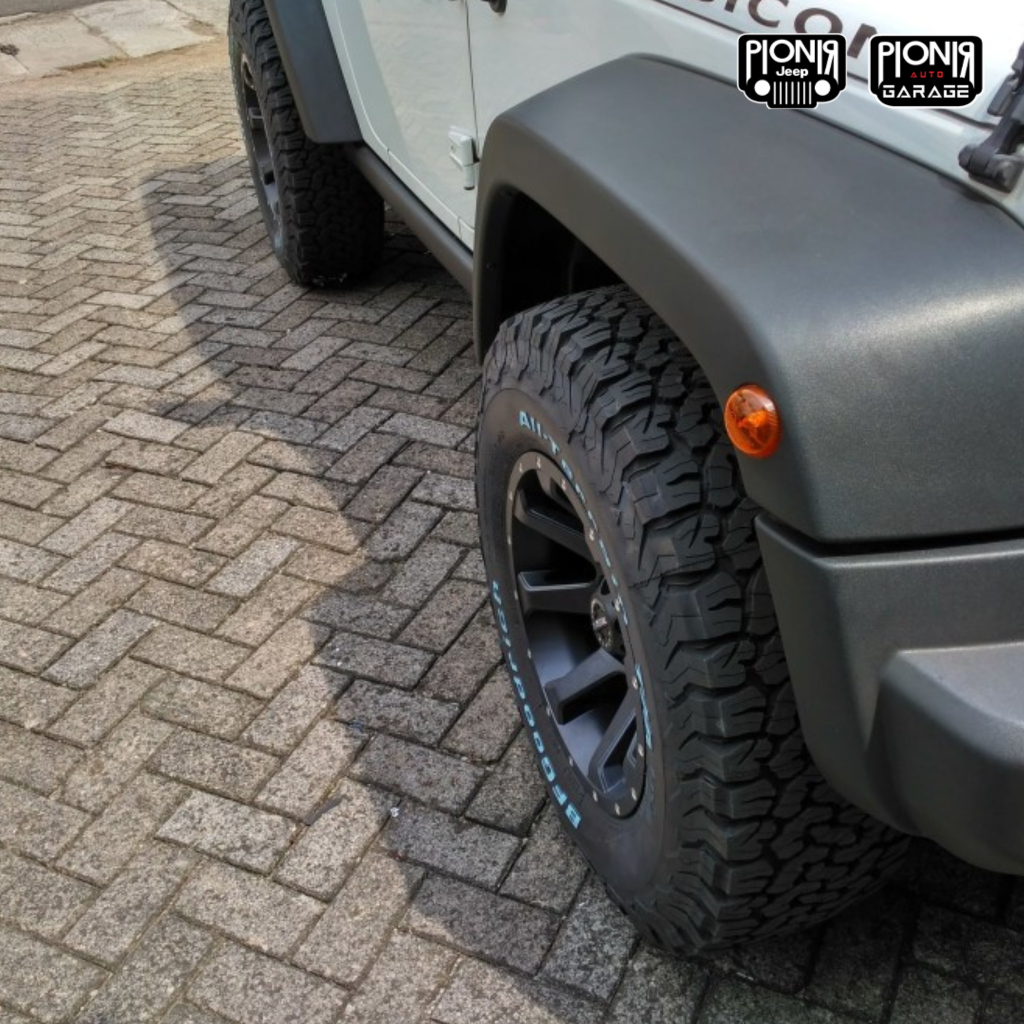 BFGoodrich 285/70/R17 AT KO2 Ban Offroad BFG Ban AT BFG Ban Jeep Aksesoris Jeep
