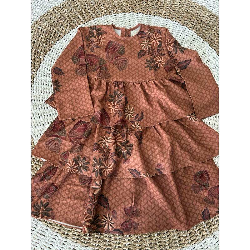 PL dress anak kupu kupu series wearing klamby