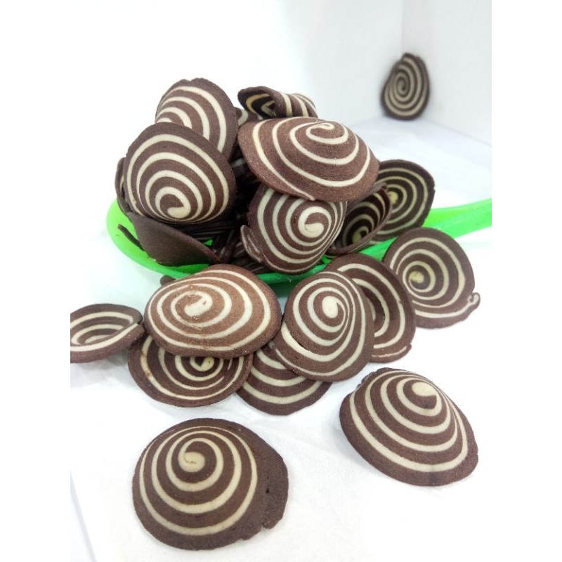

Kuping Gajah coklat 250 gram