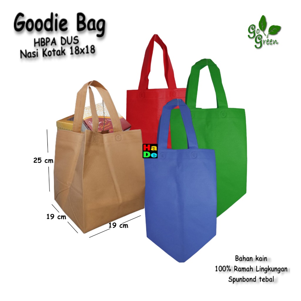 

1 Lusinan isi 12 Kain Spunbond Goodie Bag Ukuran Dus Mika Nasi Kotak 18x18 (PxTxL 19x25x19 cm ) Untuk Kantong Belanja Kue Bakery / Paper bag Bingkisan Kemasan Souvenir Berkat / Besek / Bekal Tahlilan / Hantaran Serut Hajatan / Pernikahan. Go green