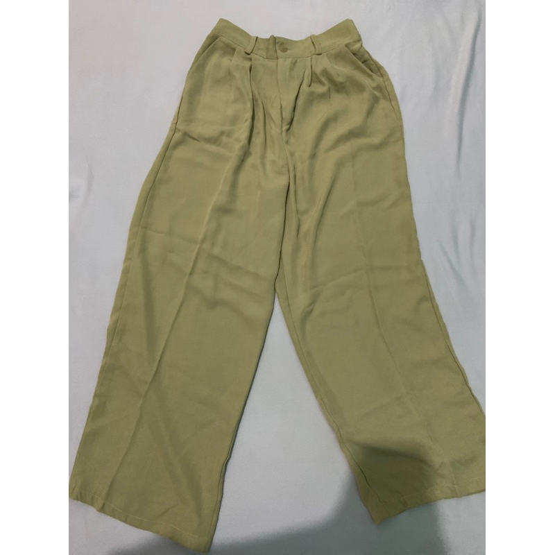 Preloved Loose Pants Sage Green fit M-XL