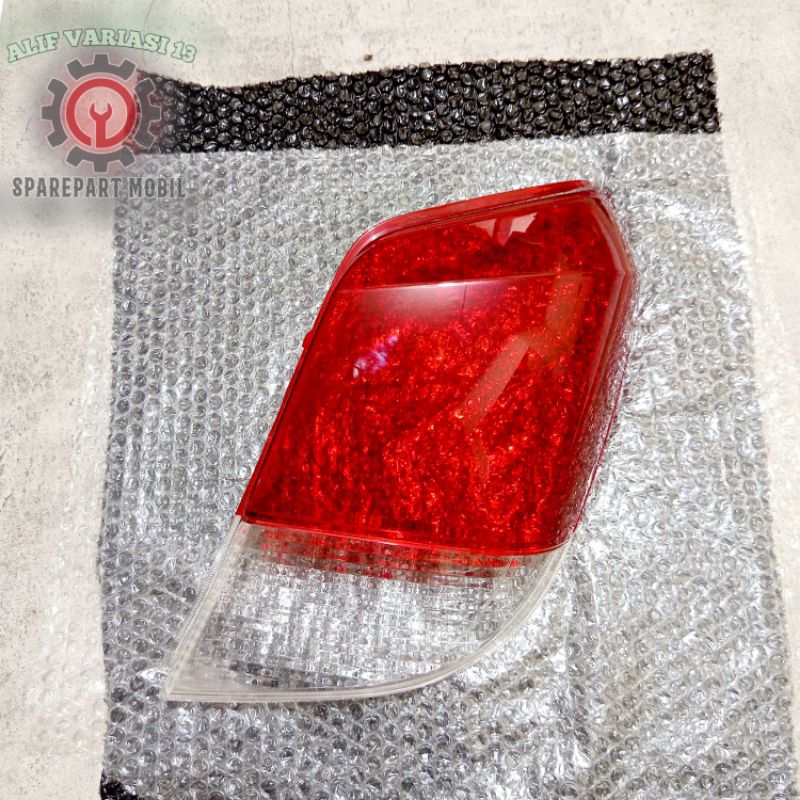 Mika Lampu Belakang Mobil Agya Ayla TRD Tahun 2018-2022 KANAN