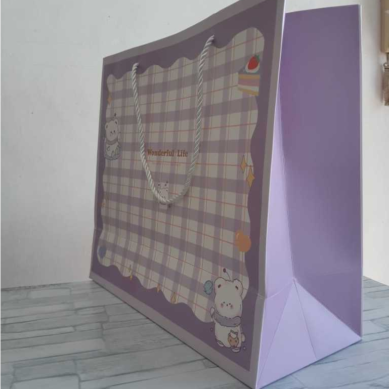 

PAPER BAG BESAR UKURAN [35x15x30]cm PxLxT Horizontal Motif