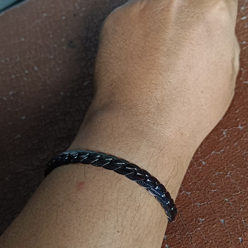 Gelang Pria Titanium  Sisik Naga hitam