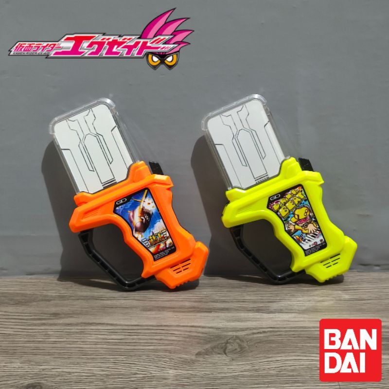 PAKET BUNDLE DX Gashat Jet Combat & DX Gashat Doremifa Beat Loose Kamen Rider Ex Aid