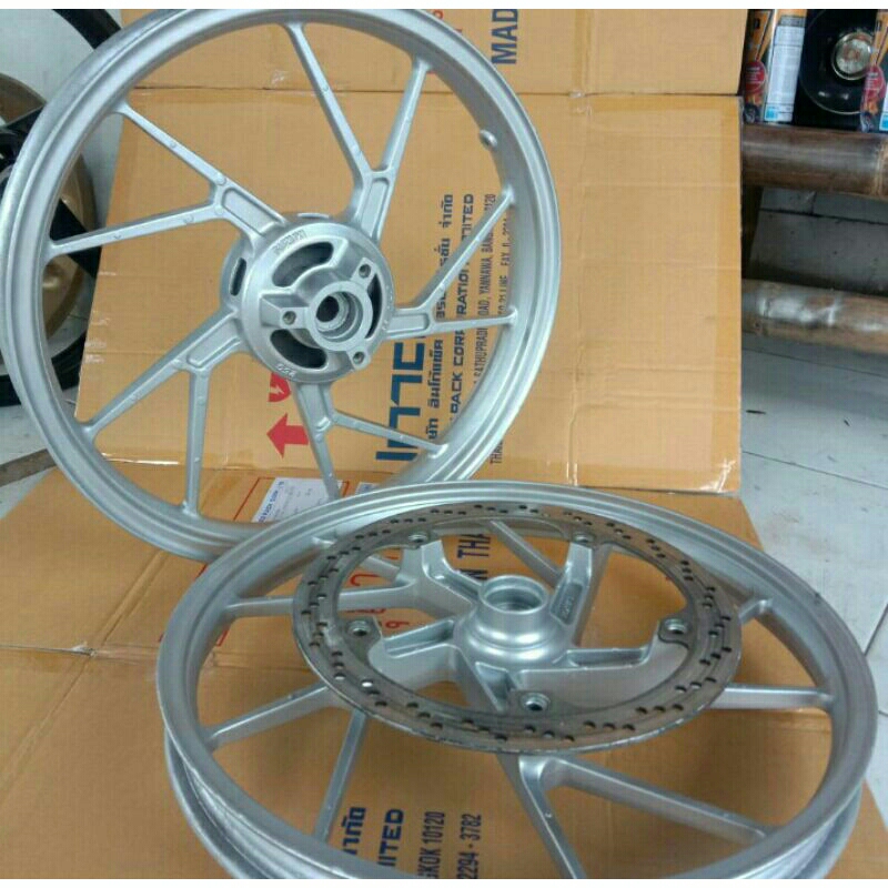 velg pelek satria fu FI/old sepasang warna silver