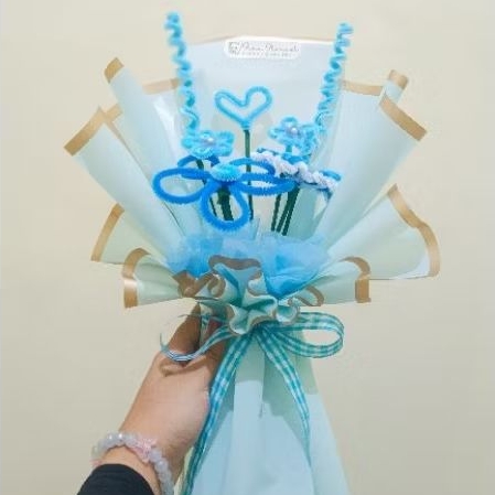 Bouquet Kawat bulu