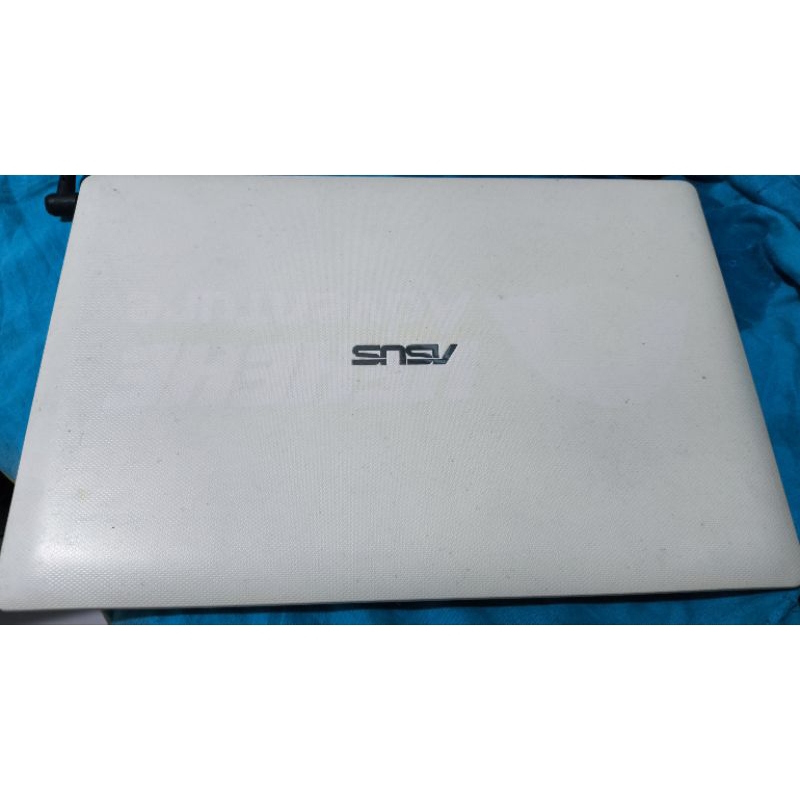 Laptop Notebook Asus X201E minus layar