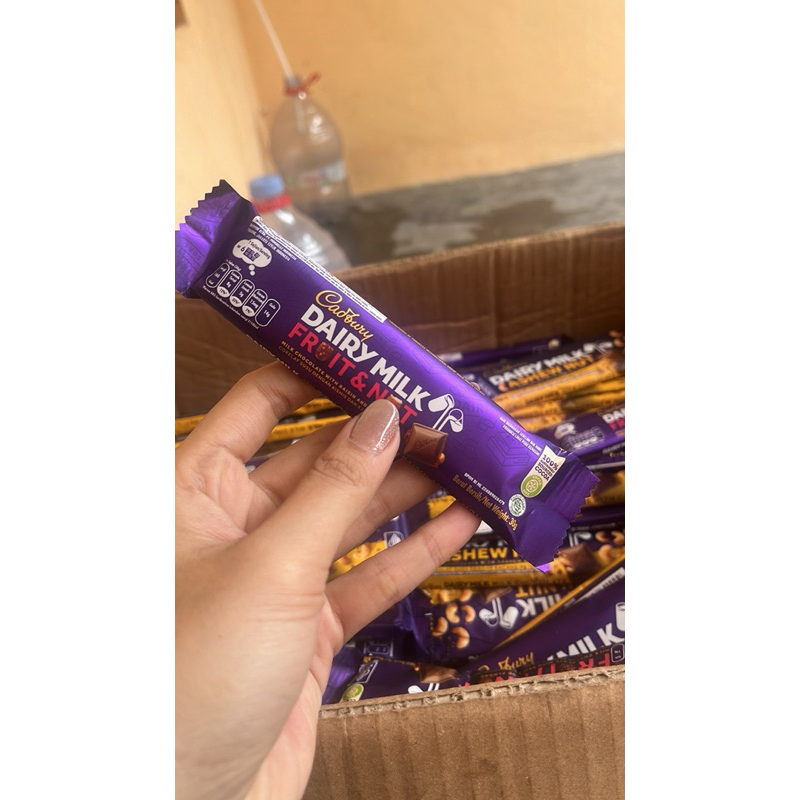 

Cadbury 30gr Cuci Gudang EXP MEI 2025