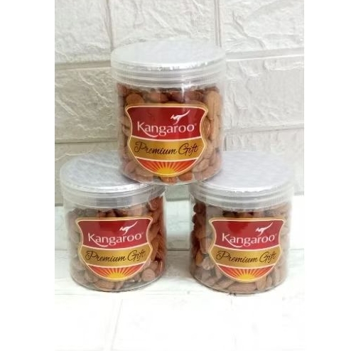 

kacang almond toples