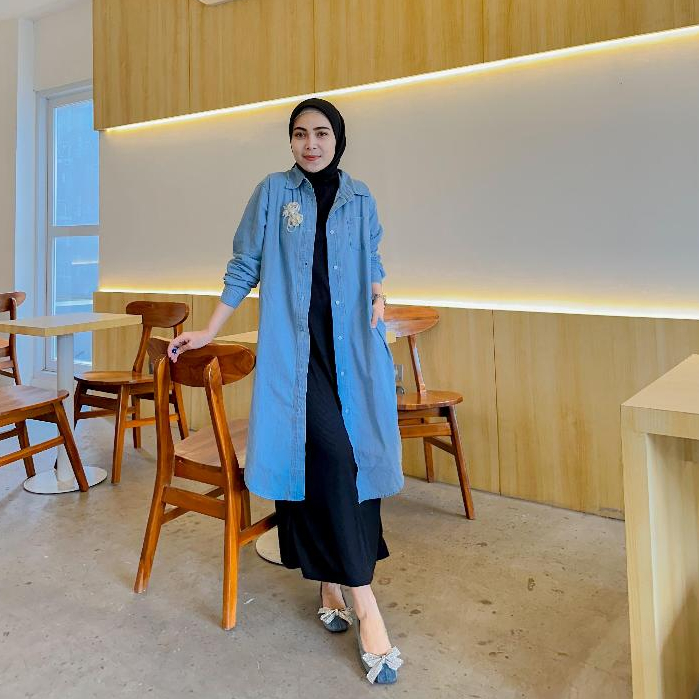 Be.gracious-Hilton denim dress / denim dress wanita / dress wanita simple kekinian