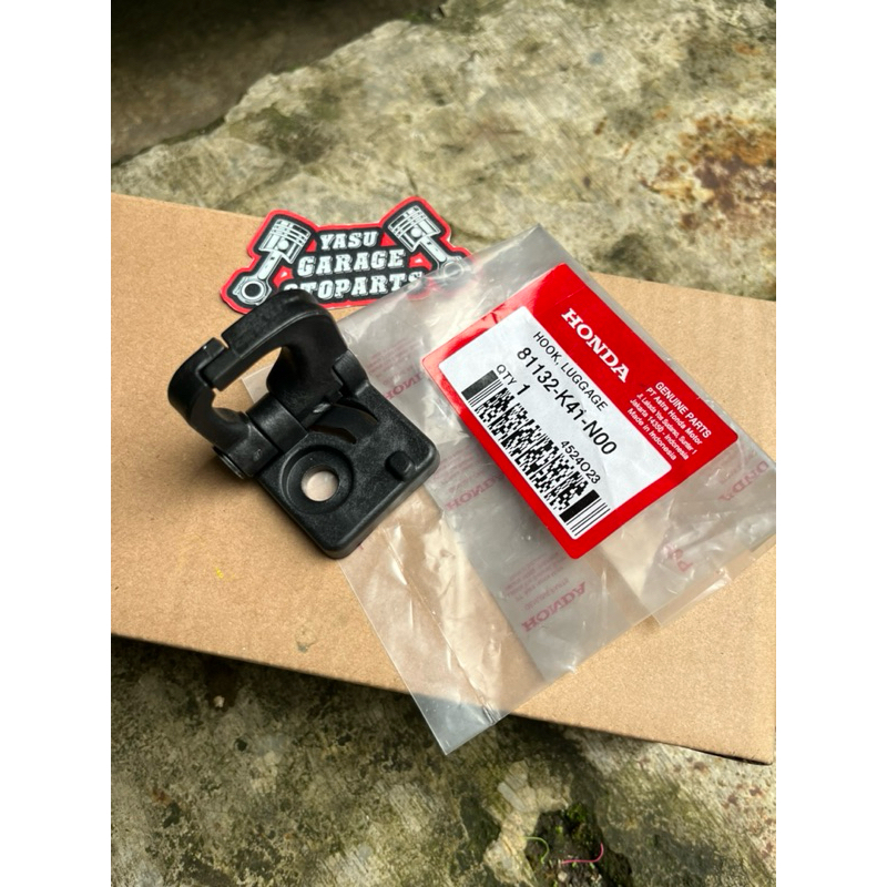 81132-K41-N00 Hook Luggage Gantungan Barang Kaitan Barang Honda Vario 110 Supra X 125 81132K41N00
