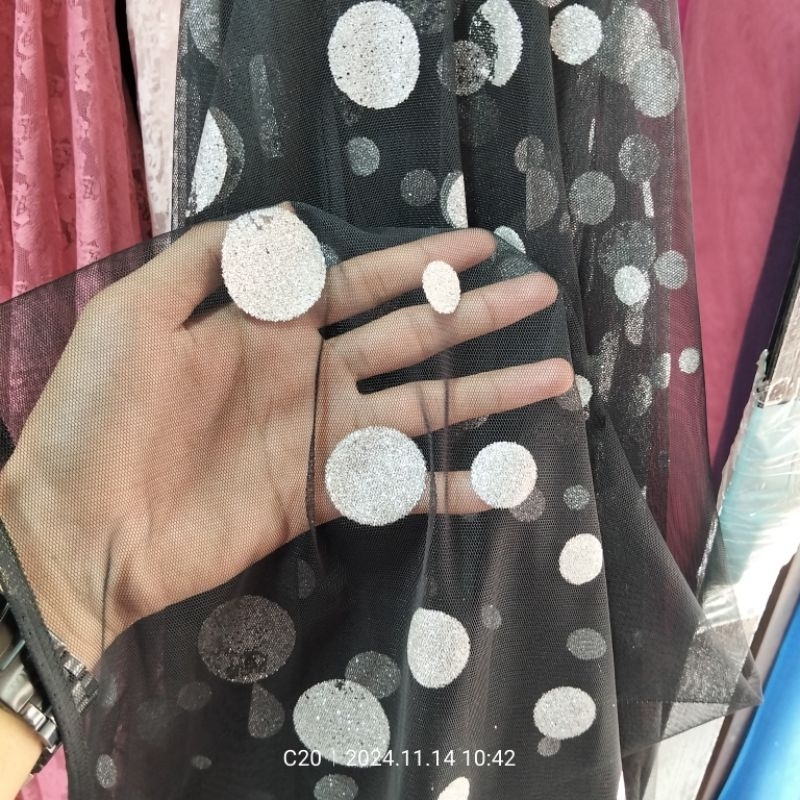 Harga/0,5 m | Kain Tile Motif Polkadot Premium / Kain Tile Motif Polkadot Meteran / Bahan Tile Motif