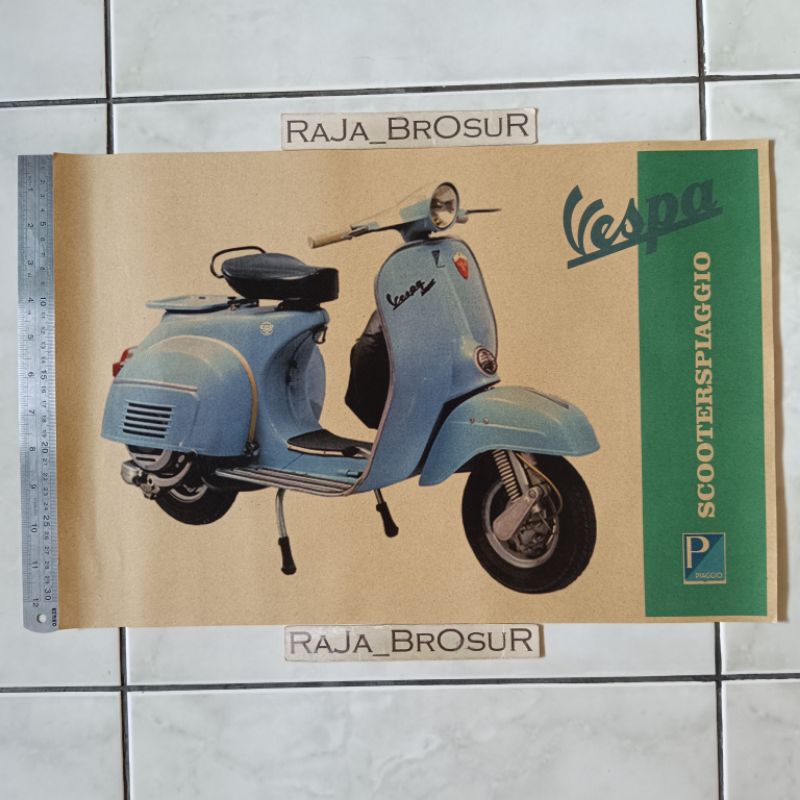 Poster brosur katalog iklan jumbo jadul lawas Piaggio Vespa Sprint 2tak 2T