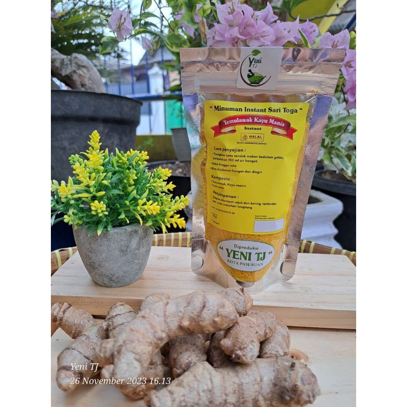 

MINUMAN HERBAL KUNYIT KAYU MANIS