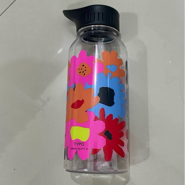 (NEW) TYPO Drink It Up Bottle 1L - floral black - botol minum TYPO - botol minum 1L