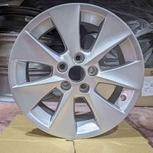 Velg Original/OEM Toyota Alphard R17
