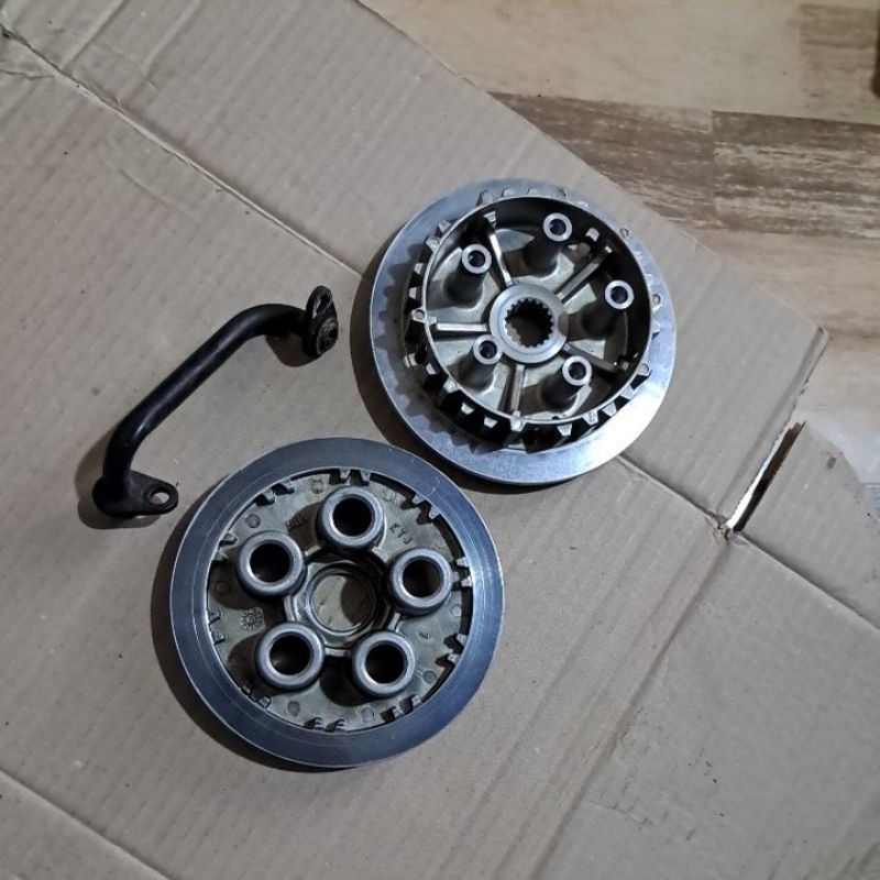 Rumah kampas kopling CBR250R CBU