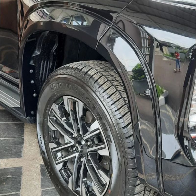 Over fender pajero sport 2021-2022 limited edition