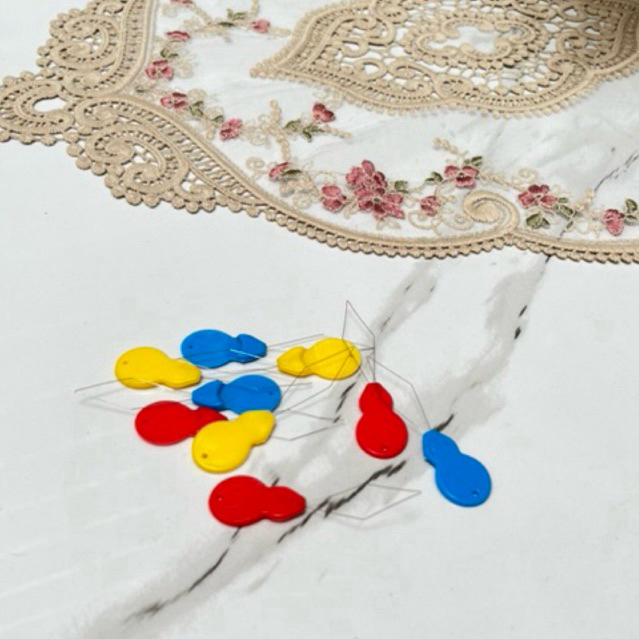 alat pasang benang jarum mata nenek menjahit