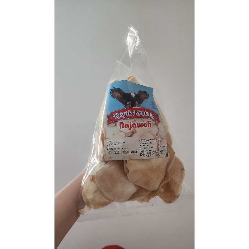 

keripik kentang rajawali pasuruan 100gr!! READY STOK