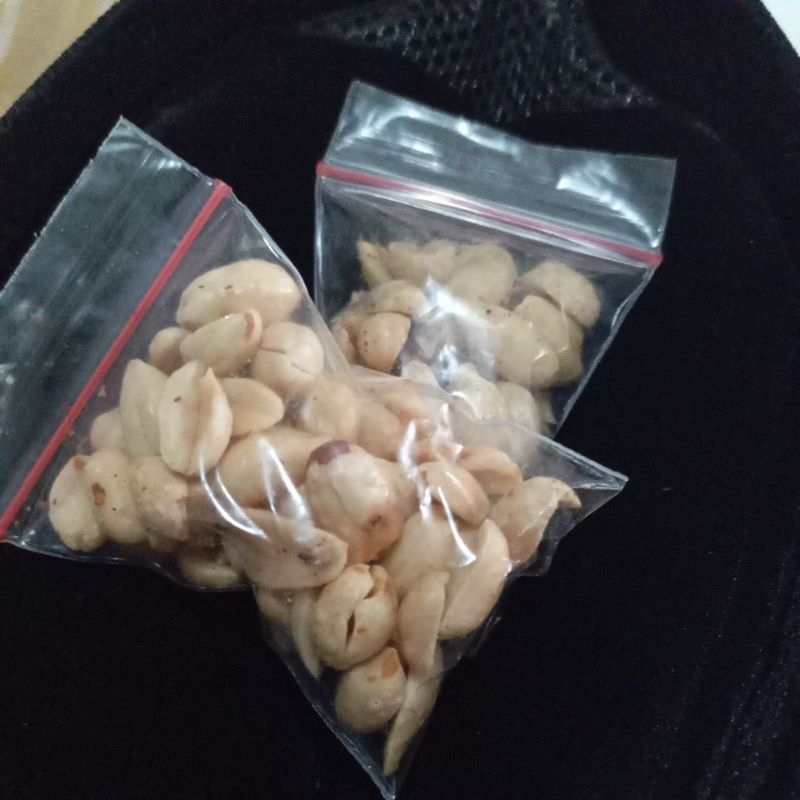 

Kacang Asin Asli