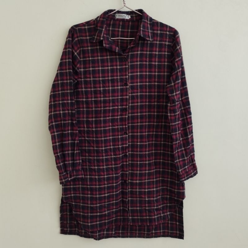 Kemeja Wang Yi Ge Fashion Classic B126